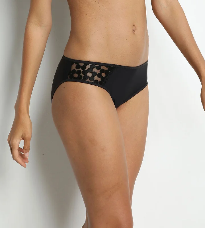 Affordable Lingerie for Women Culotte noire en microfibre Generous Broderie
