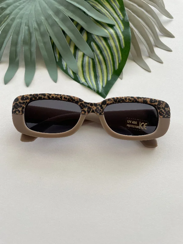 Sheer Bodysuits for a Seductive and Alluring OutfitRectangle Two Tone Cheetah Sunglasses - Coffee Sheer Bodysuits for a Seductive and Alluring OutfitRectangle Two Tone Cheetah Sunglasses - Coffee