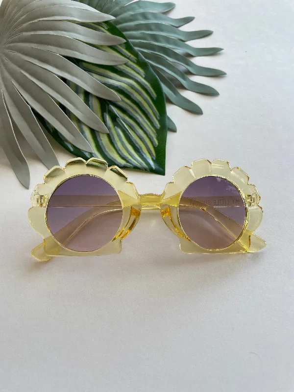 Seamless Bodysuits for a Smooth Underwear LookRound Seashell Sunglasses - Lemon Yellow Seamless Bodysuits for a Smooth Underwear LookRound Seashell Sunglasses - Lemon Yellow