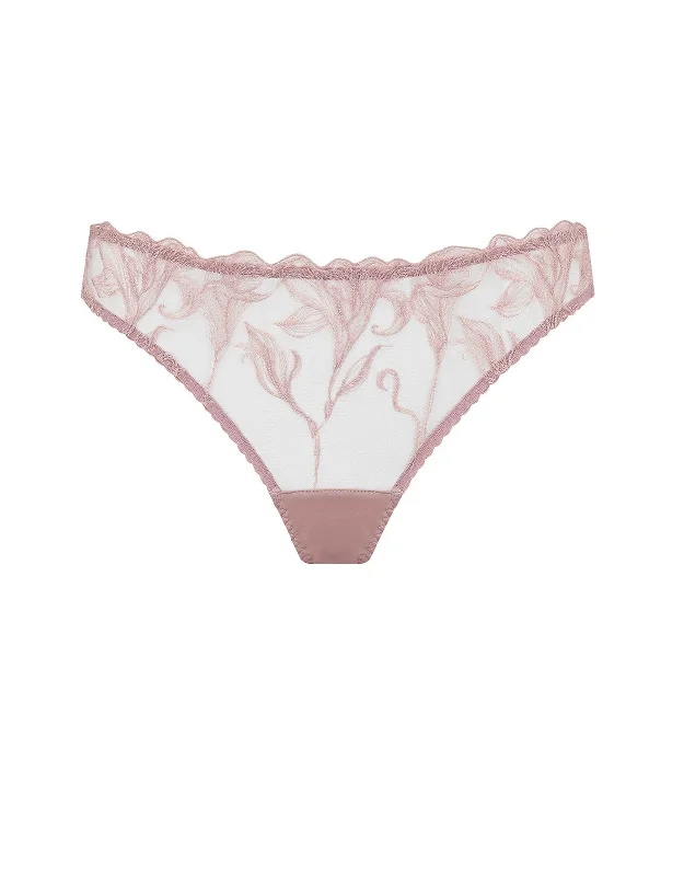 Lilian Brief