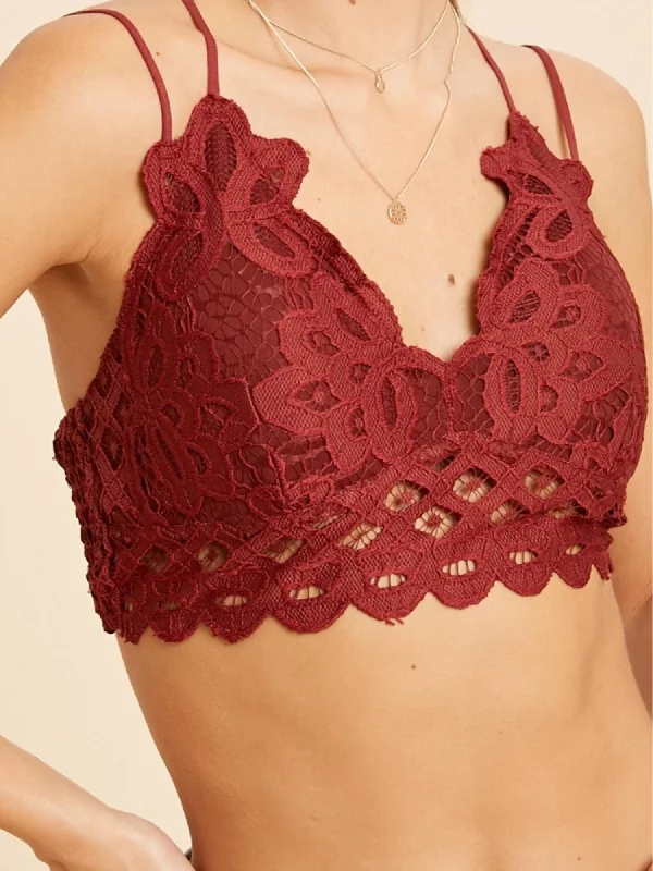 Scalloped Latice Bralette In Burgundy