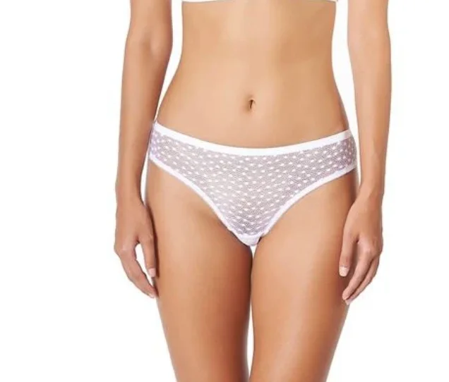 Seamless bras for a smooth and invisible look under clothes​ DAISY TANGA WHITE