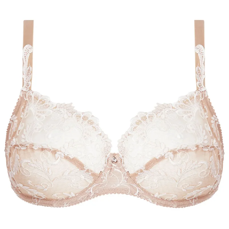 Bra with a plus - size adjustable strap for added comfort Lise Charmel 'Dressing Floral' Beige 3-Part Full Cup Bra Bra with a plus - size adjustable strap for added comfort Lise Charmel 'Dressing Floral' Beige 3-Part Full Cup Bra