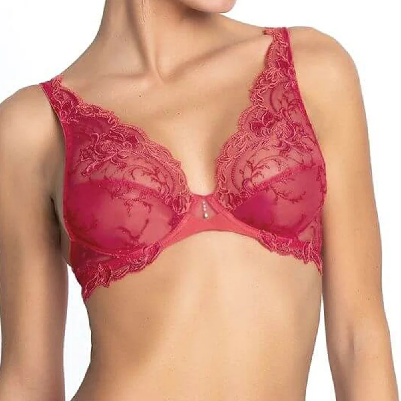Minimizer bras to reduce the appearance of breast size Lise Charmel 'Source Beauté' Glam Push-up Bra in Hibiscus Beauté (Coral) Minimizer bras to reduce the appearance of breast size Lise Charmel 'Source Beauté' Glam Push-up Bra in Hibiscus Beauté (Coral)