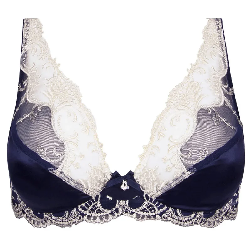 Bra with a satin finish for a luxurious look Lise Charmel 'Splendeur Soie' Navy Blue Silk Glam Push-Up Bra Bra with a satin finish for a luxurious look Lise Charmel 'Splendeur Soie' Navy Blue Silk Glam Push-Up Bra