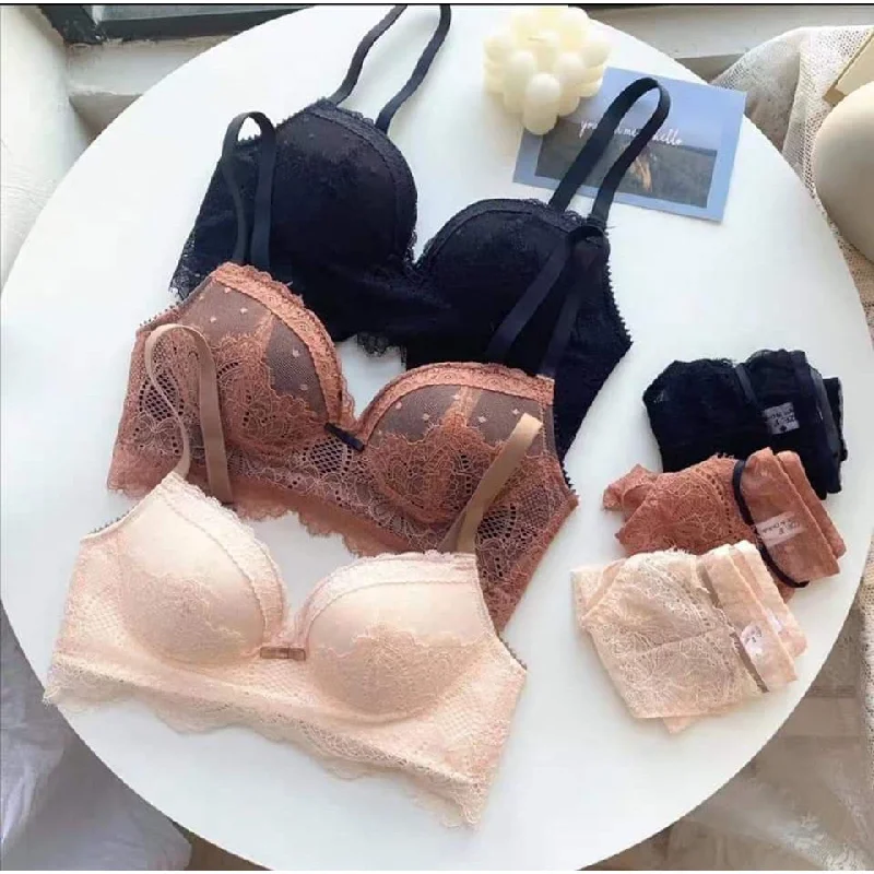 Bra with a plus - size customized fit option for a perfect fit 【 PUSH UP BRA】Kaylee 女王之吻 Bra with a plus - size customized fit option for a perfect fit 【 PUSH UP BRA】Kaylee 女王之吻