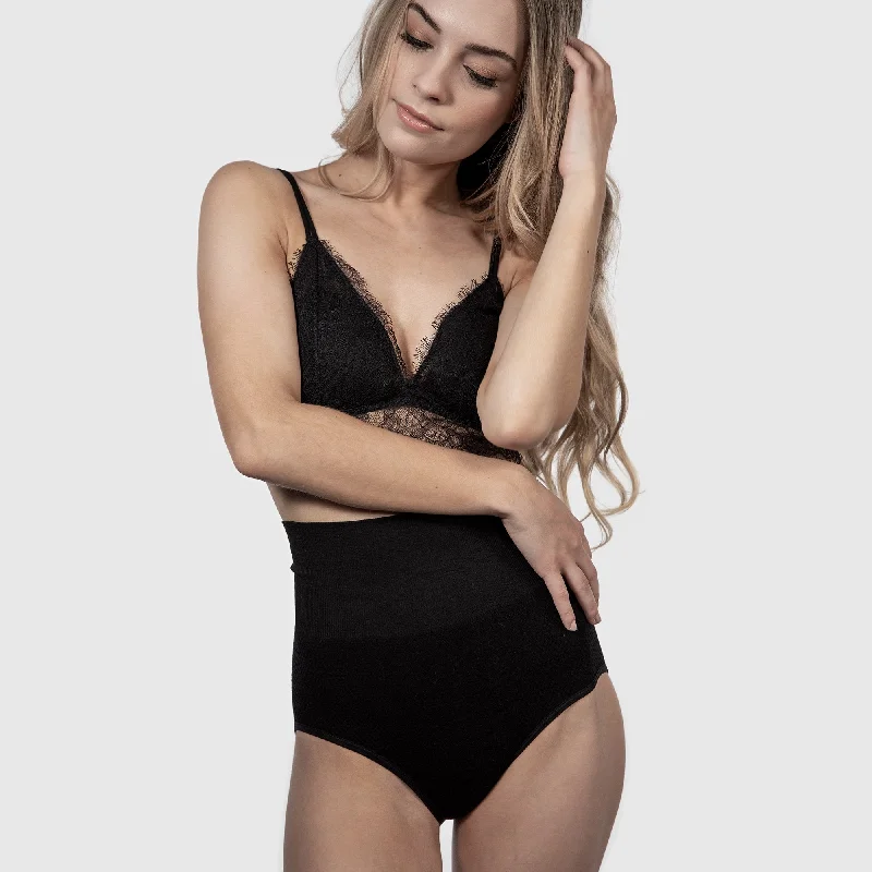 Bra with a padded cup for added comfort and shape​ Tummy Cinching Bikini - Black