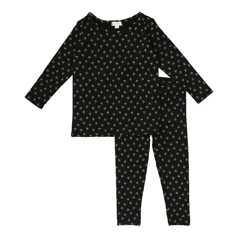 women tights with a holographic effect for a futuristic styleLil Legs Floral Long Sleeve Lounge Set Pajamas - Black Floral women tights with a holographic effect for a futuristic styleLil Legs Floral Long Sleeve Lounge Set Pajamas - Black Floral